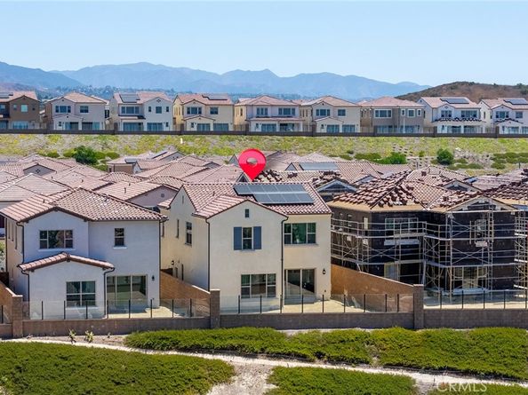 104 Eversedge, Irvine CA 92618