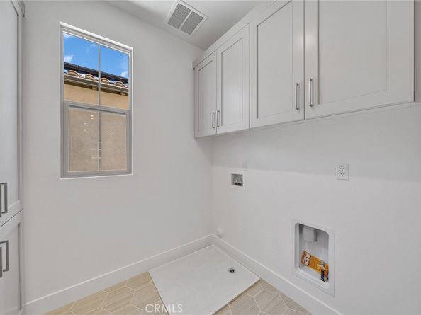 104 Eversedge, Irvine CA 92618