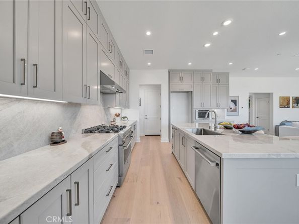 104 Eversedge, Irvine CA 92618