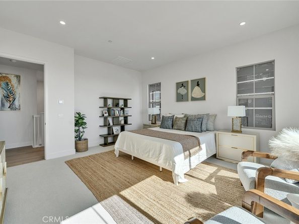 104 Eversedge, Irvine CA 92618