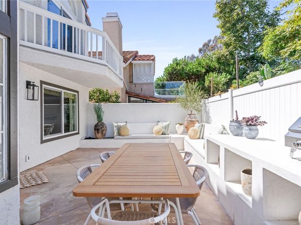 1947 Sundance, Costa Mesa CA 92627