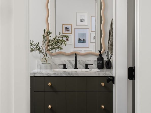 1947 Sundance, Costa Mesa CA 92627