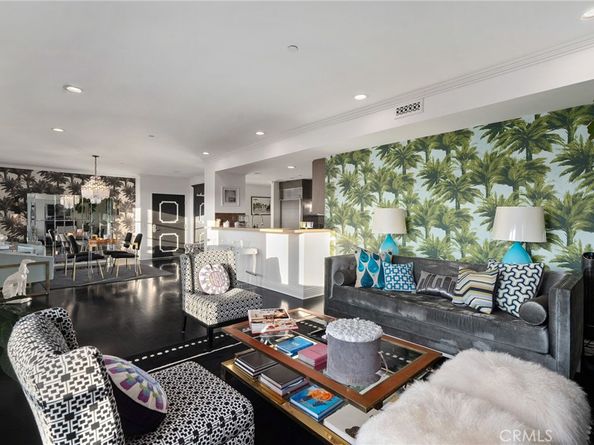 718 N Croft Avenue PH1, West Hollywood CA 90069