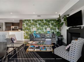 718 N Croft Avenue PH1, West Hollywood CA 90069