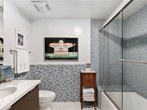 718 N Croft Avenue PH1, West Hollywood CA 90069