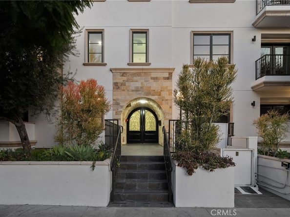 718 N Croft Avenue PH1, West Hollywood CA 90069