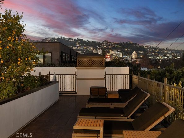 718 N Croft Avenue PH1, West Hollywood CA 90069