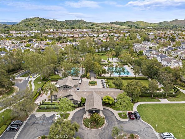 16 Wyndham Street, Ladera Ranch CA 92694
