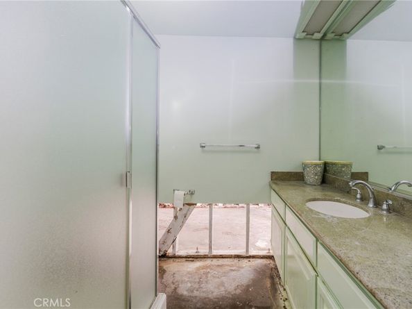 8455 Fountain Avenue 108, West Hollywood CA 90069