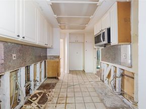 8455 Fountain Avenue 108, West Hollywood CA 90069