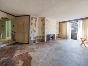 8455 Fountain Avenue 108, West Hollywood CA 90069