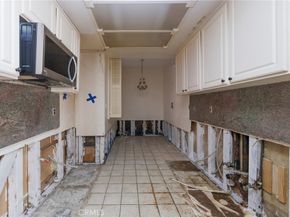 8455 Fountain Avenue 108, West Hollywood CA 90069