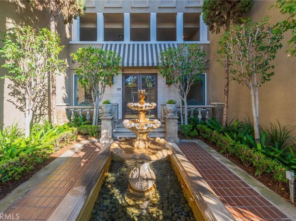 8455 Fountain Avenue 108, West Hollywood CA 90069