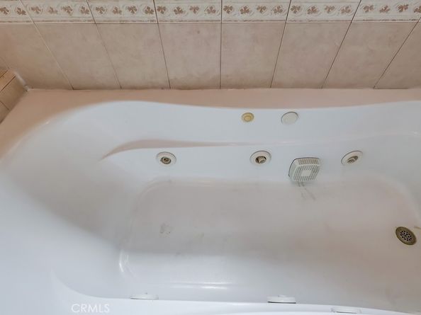 700 S Ardmore Avenue 204, Los Angeles CA 90005