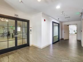 700 S Ardmore Avenue 204, Los Angeles CA 90005