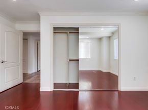 700 S Ardmore Avenue 204, Los Angeles CA 90005