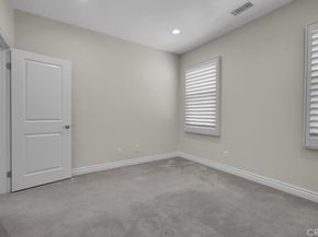 106 Cordial, Irvine CA 92620