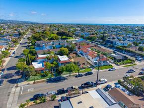 1586 Orange, Costa Mesa CA 92627