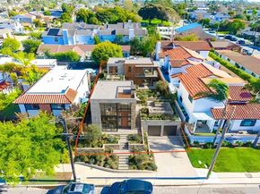 1586 Orange, Costa Mesa CA 92627