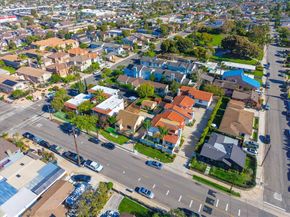 1586 Orange, Costa Mesa CA 92627