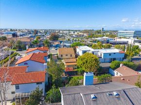 1586 Orange, Costa Mesa CA 92627