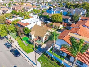 1586 Orange, Costa Mesa CA 92627