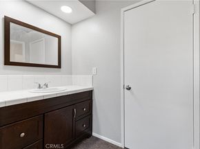 941 Elm 16, Long Beach CA 90813