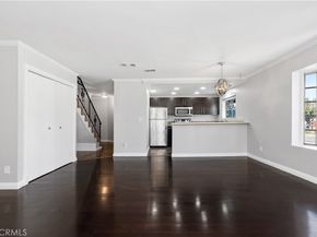 941 Elm 16, Long Beach CA 90813