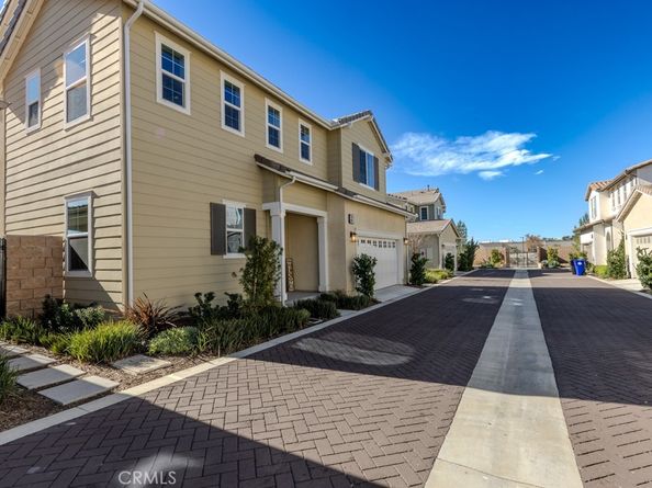 7082 Mallow Drive 2, Fontana CA 92336