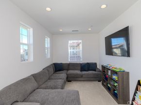 7082 Mallow Drive 2, Fontana CA 92336