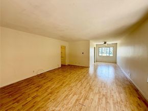 528 Cedar Boulevard 1F, Long Beach CA 90802