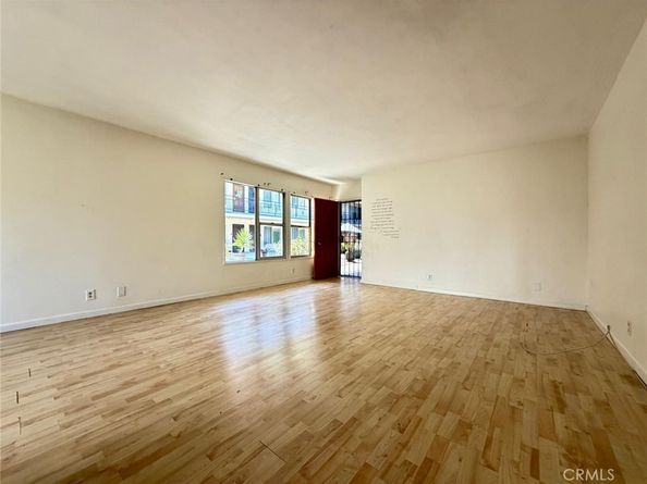 528 Cedar Boulevard 1F, Long Beach CA 90802