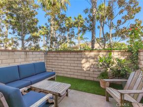 21038 Poolside Lane 5, Huntington Beach CA 92648