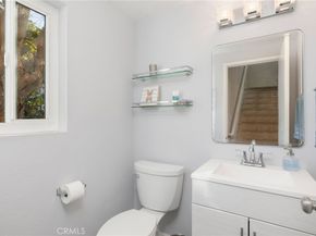 21038 Poolside Lane 5, Huntington Beach CA 92648