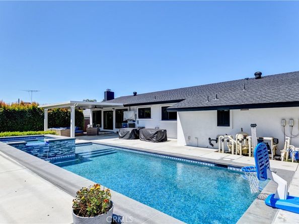 10122 Groveside, Whittier CA 90603