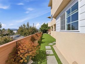 12317 Navy Street, Los Angeles CA 90066