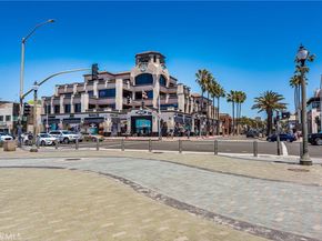 19275 Meadowood Circle, Huntington Beach CA 92648