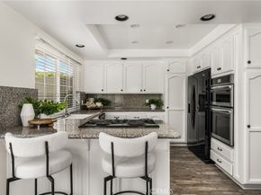 19275 Meadowood Circle, Huntington Beach CA 92648