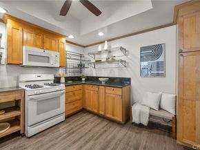 8180 Manitoba 334, Playa Del Rey CA 90293