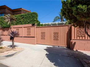3702 E 1st Street, Long Beach CA 90803