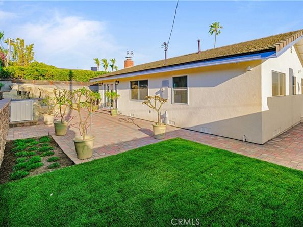 1025 Marvista Avenue, Seal Beach CA 90740
