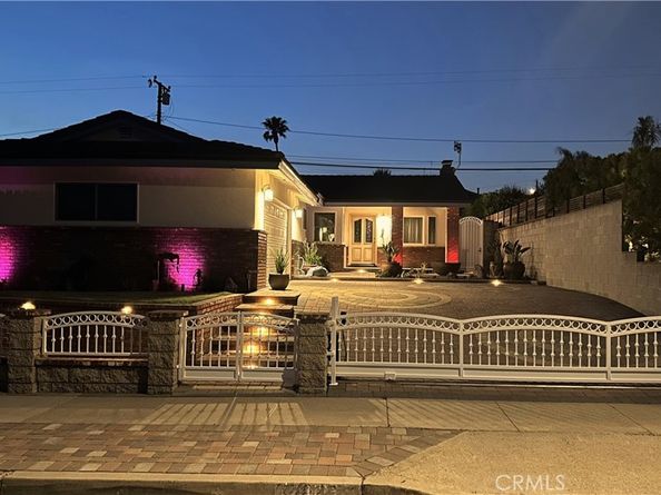 1025 Marvista Avenue, Seal Beach CA 90740