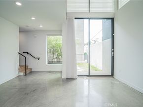 2160 Clifford Street, Los Angeles CA 90026