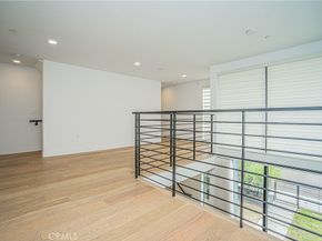 2160 Clifford Street, Los Angeles CA 90026