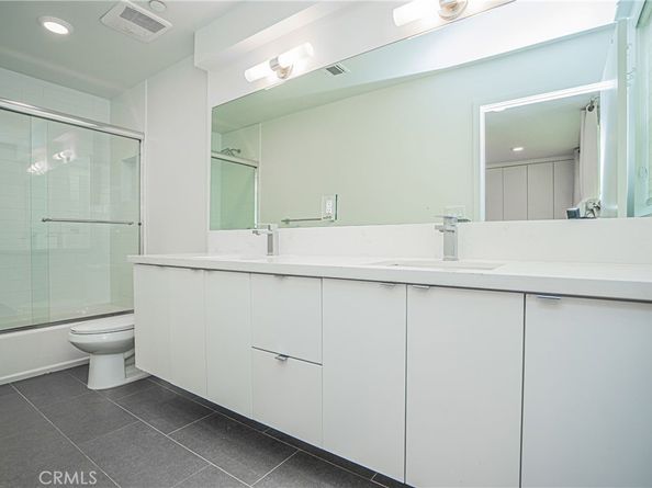 2160 Clifford Street, Los Angeles CA 90026