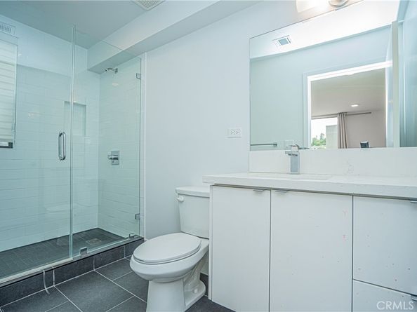 2160 Clifford Street, Los Angeles CA 90026