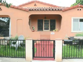 251 Loma Avenue, Long Beach CA 90803