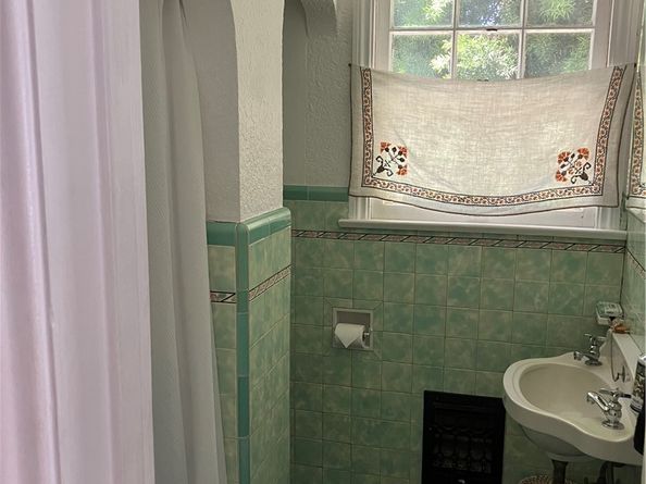 251 Loma Avenue, Long Beach CA 90803