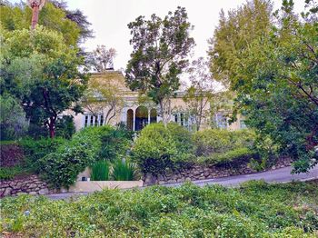 2027 N Highland Avenue