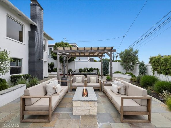 237 Via Los Miradores, Redondo Beach CA 90277